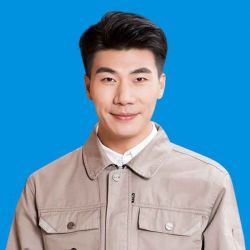 Sr. Yong Li, director de producci&oacute;n